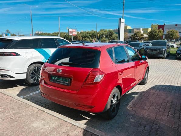 Kia Ceed I Рестайлинг с пробегом 2010 года, цена 675 000 рублей, 195295 км, хэтчбек, Автокод Объявления