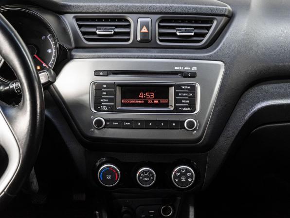 Kia Rio III Рестайлинг с пробегом 2016 года, цена 1 050 000 рублей, 95576 км, хэтчбек, Автокод Объявления