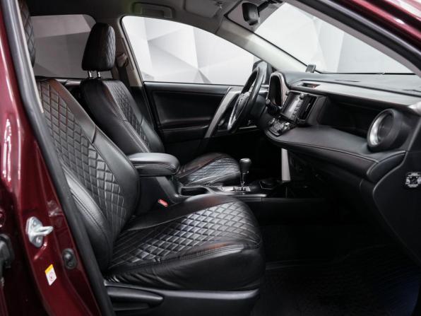 Toyota RAV4 IV (XA40) Рестайлинг с пробегом 2018 года, цена 2 645 000 рублей, 130400 км, внедорожник, Автокод Объявления