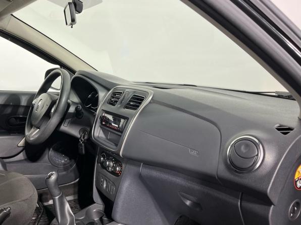 Renault Sandero II с пробегом 2018 года, цена 1 050 000 рублей, 66348 км, хэтчбек, Автокод Объявления