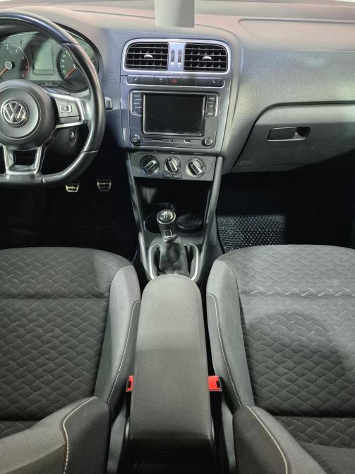 Volkswagen Polo V Рестайлинг Воронеж  - изображение 13