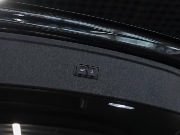 Audi Q5 II (FY) Рестайлинг с пробегом 2023 года, цена 4 820 000 рублей, 26364 км, внедорожник, Автокод Объявления