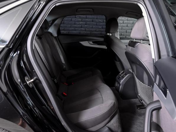 Audi A4 V (B9) с пробегом 2019 года, цена 1 790 000 рублей, 130035 км, седан, Автокод Объявления
