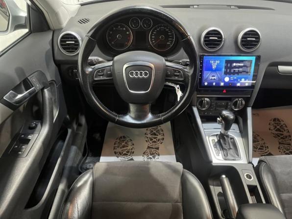 Audi A3 II (8P) Рестайлинг 2 с пробегом 2009 года, цена 925 000 рублей, 141148 км, хэтчбек, Автокод Объявления
