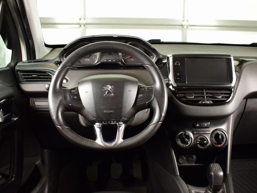 Peugeot 208 I Кемерово  - изображение 8