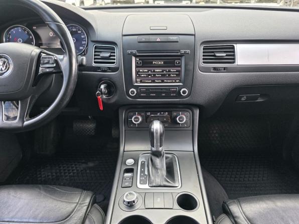 Volkswagen Touareg II с пробегом 2014 года, цена 1 995 000 рублей, 308735 км, внедорожник, Автокод Объявления