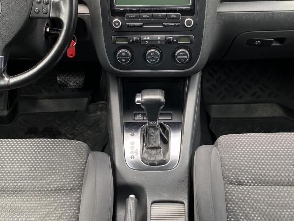Volkswagen Jetta V с пробегом 2009 года, цена 449 000 рублей, 344836 км, седан, Автокод Объявления
