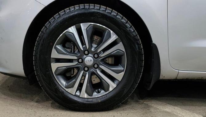 Kia Carnival III с пробегом 2019 года, цена 2 130 000 рублей, 197161 км, минивэн, Автокод Объявления
