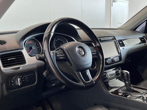 Volkswagen Touareg II с пробегом 2013 года, цена 2 350 000 рублей, 219006 км, внедорожник, Автокод Объявления