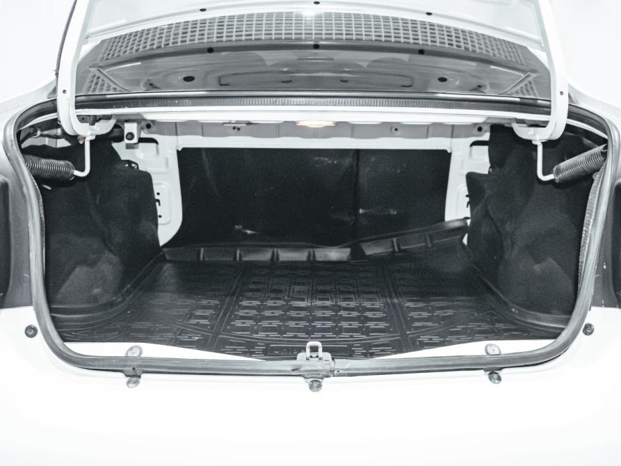 Renault Logan II Екатеринбург  - изображение 9