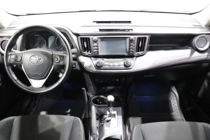 Toyota RAV4 IV (XA40) Рестайлинг с пробегом 2017 года, цена 2 080 000 рублей, 142552 км, внедорожник, Автокод Объявления