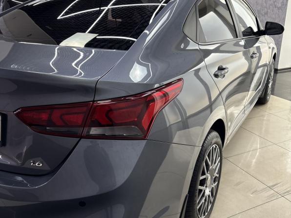 Hyundai Solaris II с пробегом 2017 года, цена 1 395 000 рублей, 116222 км, седан, Автокод Объявления