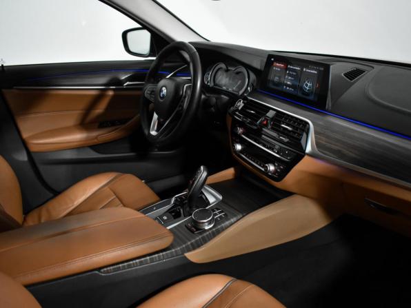 BMW 5 серии VII (G30/G31/G38) с пробегом 2017 года, цена 2 430 000 рублей, 197691 км, седан, Автокод Объявления