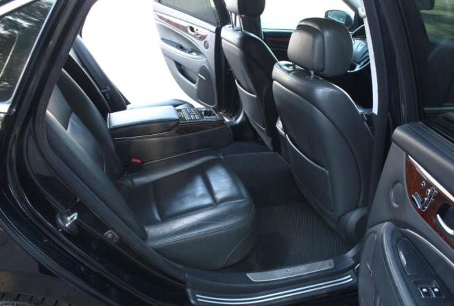 Hyundai Equus II Рестайлинг с пробегом 2013 года, цена 1 250 000 рублей, 226649 км, седан, Автокод Объявления