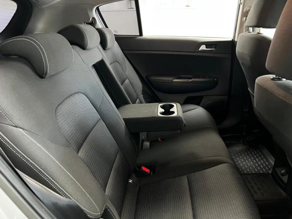 Kia Sportage IV Рестайлинг с пробегом 2019 года, цена 2 400 000 рублей, 58927 км, внедорожник, Автокод Объявления