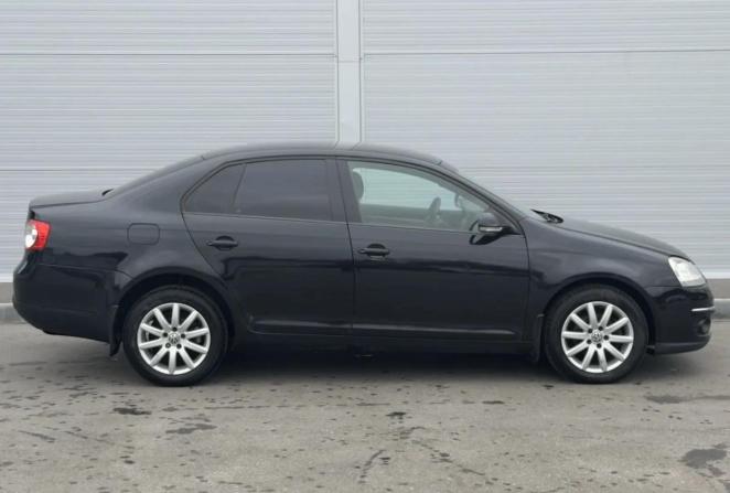 Volkswagen Jetta V с пробегом 2009 года, цена 495 000 рублей, 215486 км, седан, Автокод Объявления