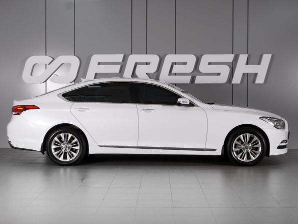 Hyundai Genesis II с пробегом 2015 года, цена 2 035 000 рублей, 179268 км, седан, Автокод Объявления