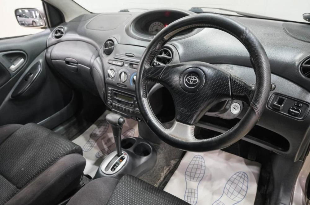 Toyota Vitz I (P10) Новокузнецк  - изображение 13