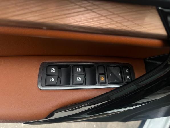 Lada (ВАЗ) Vesta I Рестайлинг (NG) с пробегом 2024 года, цена 1 600 000 рублей, 13250 км, седан, Автокод Объявления
