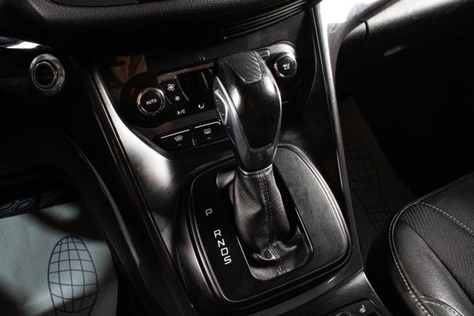 Ford Kuga II с пробегом 2013 года, цена 1 059 000 рублей, 184000 км, внедорожник, Автокод Объявления