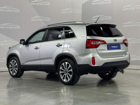 Kia Sorento II Рестайлинг с пробегом 2014 года, цена 1 399 000 рублей, 168000 км, внедорожник, Автокод Объявления