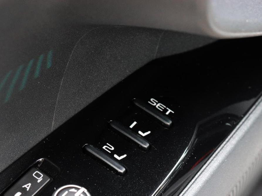 Toyota Camry IX (XV80) China Market Химки  - изображение 18