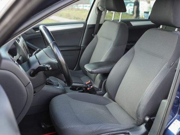 Volkswagen Jetta VI с пробегом 2012 года, цена 899 000 рублей, 182349 км, седан, Автокод Объявления