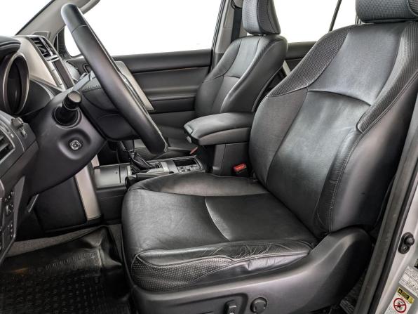Toyota Land Cruiser Prado 150 Series с пробегом 2013 года, цена 2 550 000 рублей, 397029 км, внедорожник, Автокод Объявления