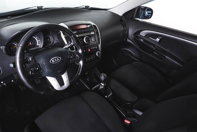Kia Ceed I Рестайлинг с пробегом 2011 года, цена 699 000 рублей, 254000 км, универсал, Автокод Объявления