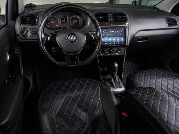 Volkswagen Polo V Рестайлинг с пробегом 2017 года, цена 1 219 000 рублей, 160527 км, седан, Автокод Объявления