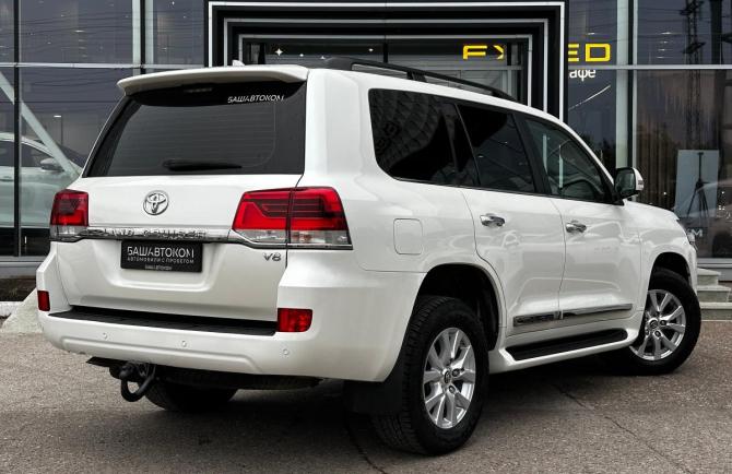 Toyota Land Cruiser 200 Series Рестайлинг 2 с пробегом 2016 года, цена 5 350 000 рублей, 160377 км, внедорожник, Автокод Объявления