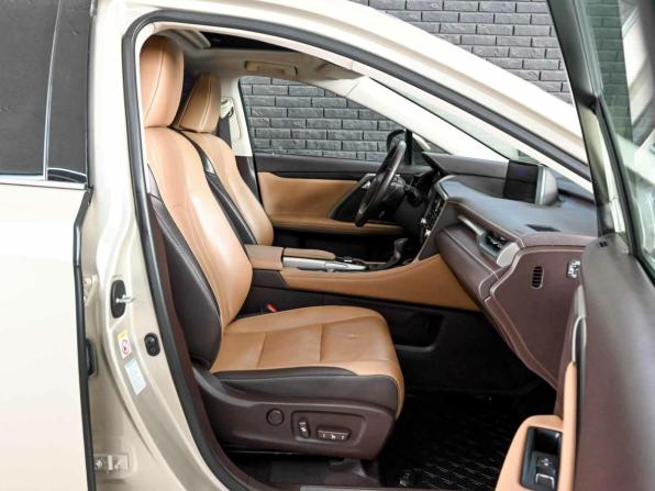 Lexus RX IV с пробегом 2018 года, цена 4 000 000 рублей, 166106 км, внедорожник, Автокод Объявления