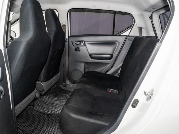 Toyota Pixis Epoch II с пробегом 2017 года, цена 695 000 рублей, 56062 км, хэтчбек, Автокод Объявления