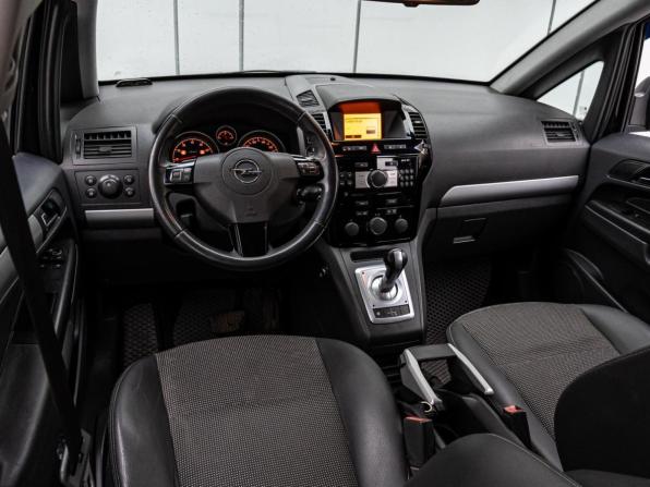 Opel Zafira B Рестайлинг с пробегом 2011 года, цена 840 000 рублей, 217189 км, компактвэн, Автокод Объявления