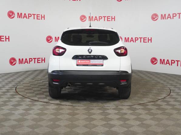 Renault Kaptur I с пробегом 2018 года, цена 1 064 000 рублей, 118117 км, внедорожник, Автокод Объявления
