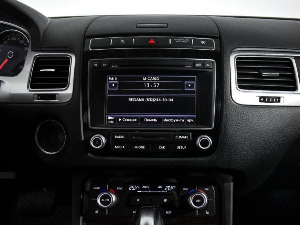Volkswagen Touareg II Рестайлинг с пробегом 2015 года, цена 2 279 000 рублей, 238396 км, внедорожник, Автокод Объявления