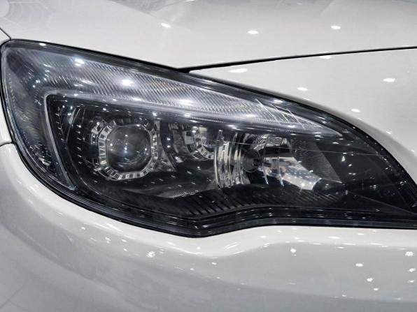 Opel Astra J Рестайлинг с пробегом 2013 года, цена 700 000 рублей, 211105 км, универсал, Автокод Объявления