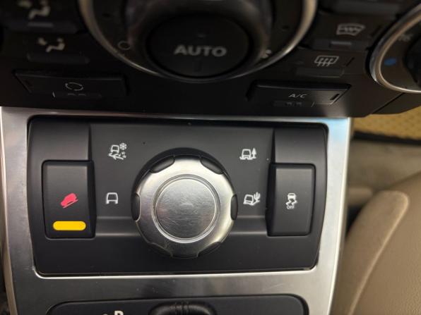 Land Rover Freelander II Рестайлинг с пробегом 2012 года, цена 1 249 900 рублей, 288902 км, внедорожник, Автокод Объявления