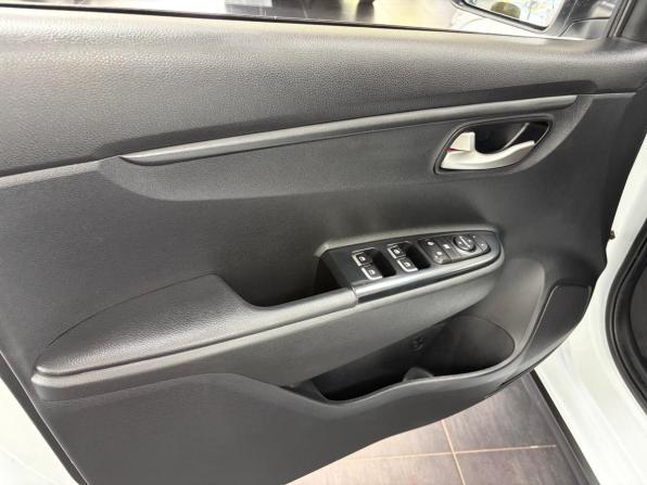 Kia Rio IV с пробегом 2020 года, цена 1 568 000 рублей, 68070 км, хэтчбек, Автокод Объявления