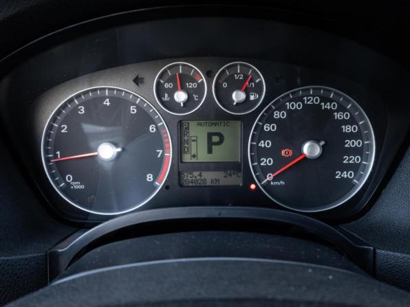 Ford Focus II с пробегом 2005 года, цена 580 000 рублей, 284028 км, хэтчбек, Автокод Объявления