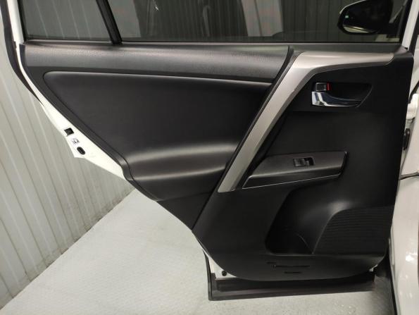 Toyota RAV4 IV (XA40) Рестайлинг с пробегом 2016 года, цена 2 047 000 рублей, 127301 км, внедорожник, Автокод Объявления