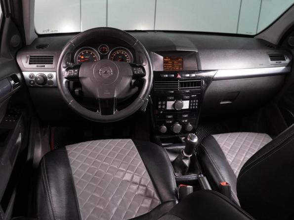 Opel Astra H Рестайлинг с пробегом 2010 года, цена 699 000 рублей, 141394 км, универсал, Автокод Объявления