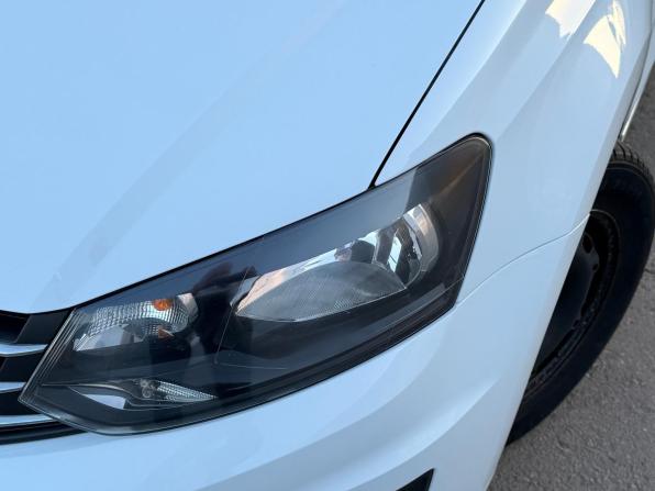 Volkswagen Polo V Рестайлинг с пробегом 2019 года, цена 1 100 000 рублей, 86000 км, седан, Автокод Объявления
