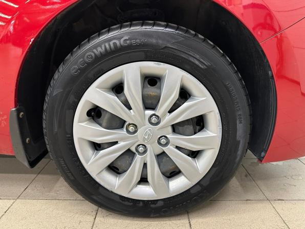 Hyundai Solaris II с пробегом 2019 года, цена 1 440 000 рублей, 49287 км, седан, Автокод Объявления