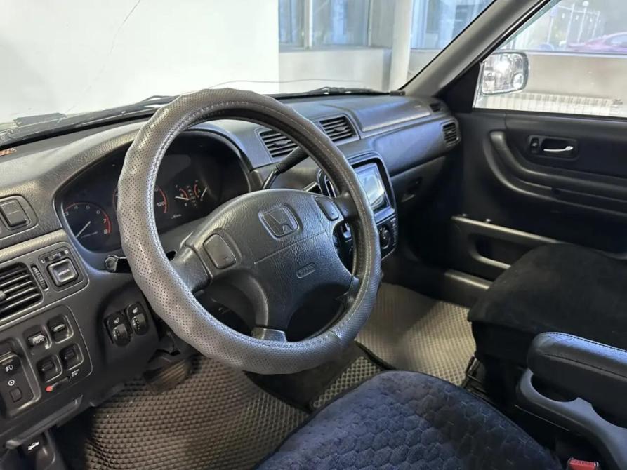 Honda CR-V I Рестайлинг Челябинск  - изображение 12