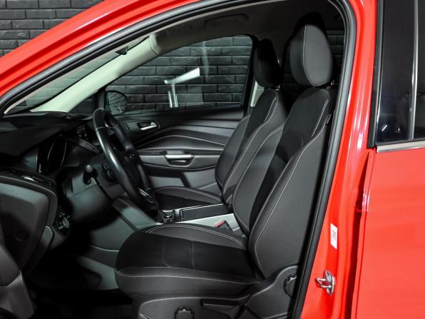 Ford Kuga II Рестайлинг с пробегом 2018 года, цена 1 980 000 рублей, 66361 км, внедорожник, Автокод Объявления