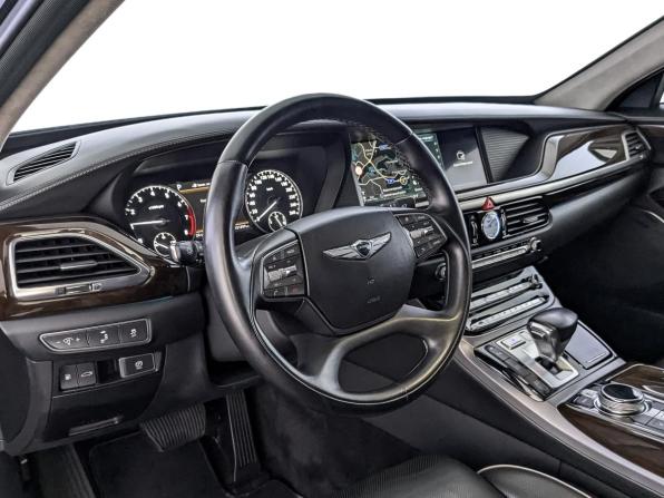 Genesis G90 I с пробегом 2018 года, цена 2 960 000 рублей, 101888 км, седан, Автокод Объявления