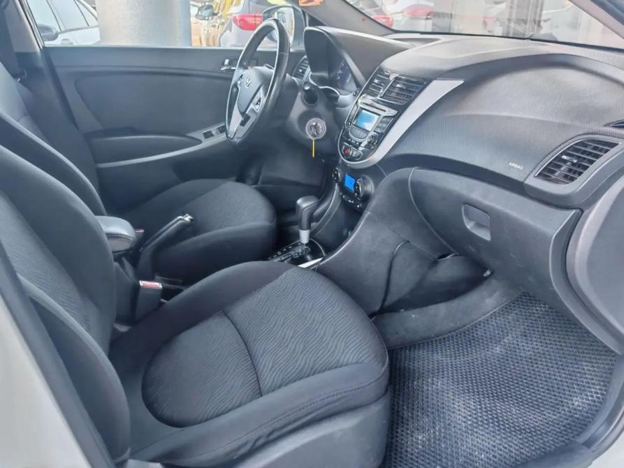 Hyundai Solaris I Волгоград  - изображение 19