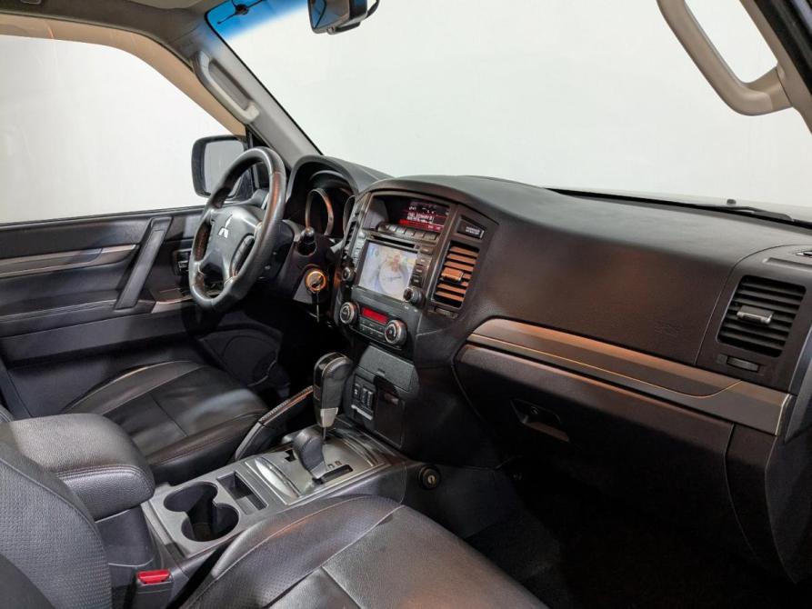 Mitsubishi Pajero IV Рестайлинг 1 Химки  - изображение 15