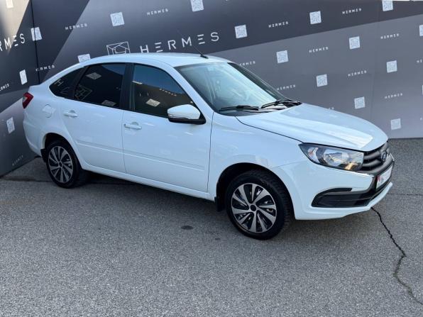 Lada (ВАЗ) Granta I Рестайлинг с пробегом 2023 года, цена 911 000 рублей, 45337 км, лифтбек, Автокод Объявления